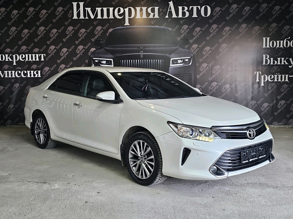 Toyota Camry, 2015г., передний привод, автомат