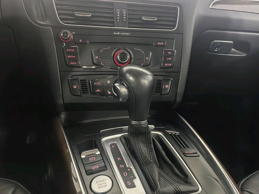 Audi Q5, 2010г., полный привод, робот