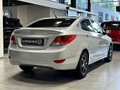 Hyundai Solaris, 2013г., передний привод, автомат