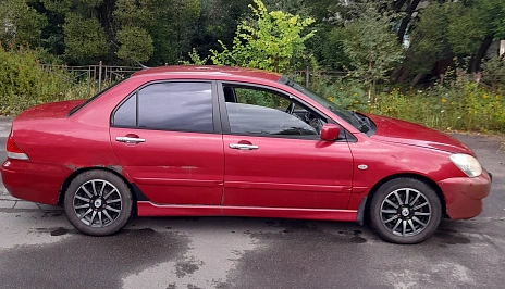 Mitsubishi Lancer, 2005г, передний привод, механика