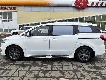 Kia Carnival, 2018г, передний привод, автомат