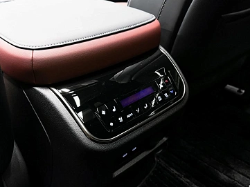 Infiniti QX80, 2025г, полный привод, автомат