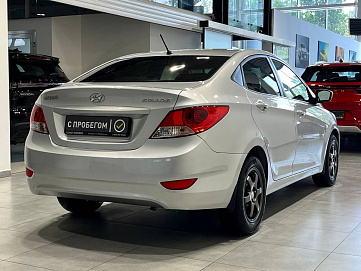 Hyundai Solaris, 2013г, передний привод, автомат