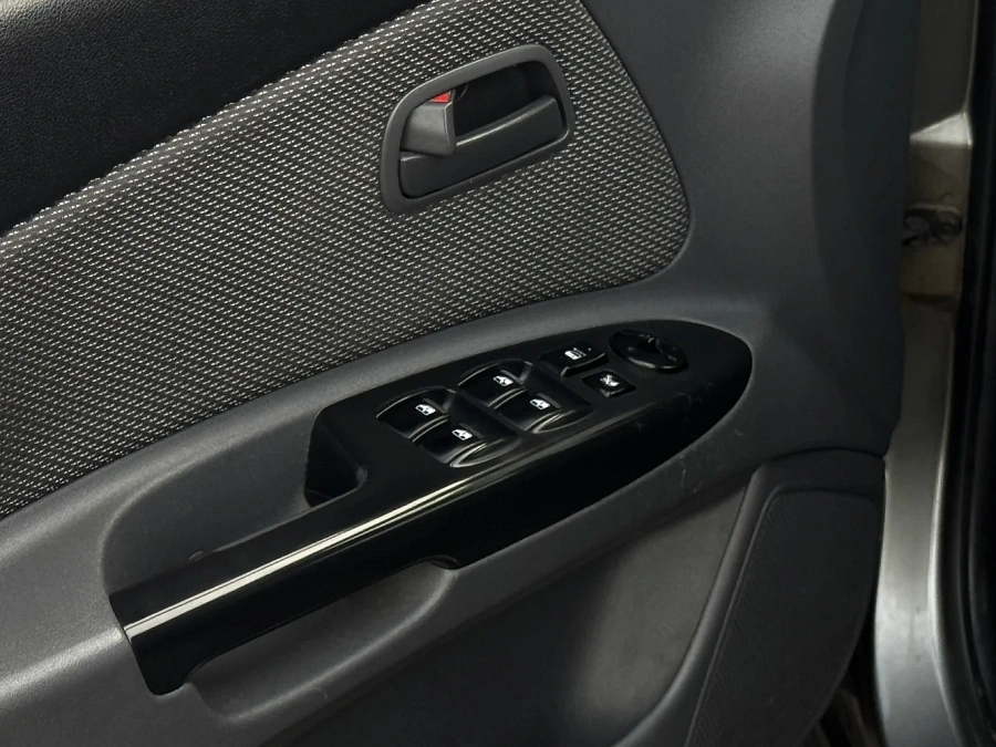 Kia Rio, 2010г., передний привод, автомат