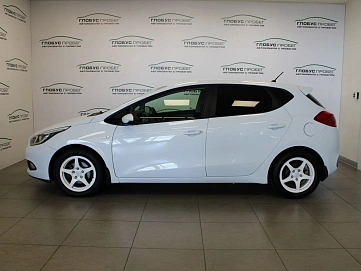 Kia Ceed, 2013г, передний привод, автомат