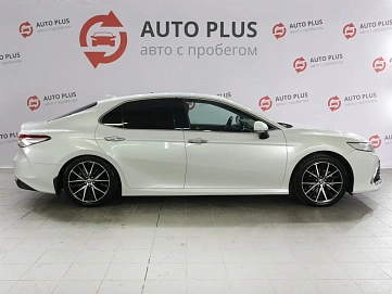 Toyota Camry, 2021г, передний привод, автомат