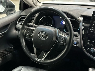 Toyota Camry, 2021г, передний привод, автомат