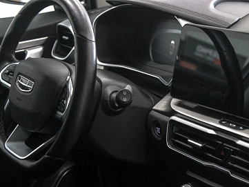 Geely Coolray, 2023г, передний привод, робот