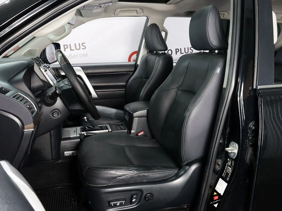 Toyota Land Cruiser Prado, 2018г., полный привод, автомат
