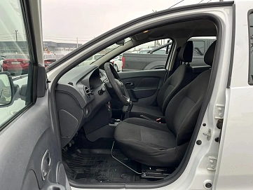 Renault Sandero, 2019г., передний привод, механика