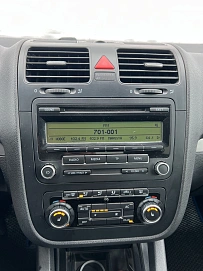 Volkswagen Jetta, 2009г, передний привод, механика