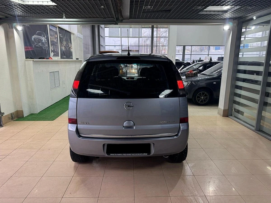 Opel Meriva, 2008г., передний привод, механика