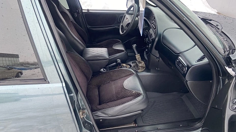 Chevrolet Niva, 2008г, полный привод, механика