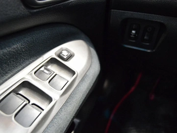 Mitsubishi Lancer, 2005г, передний привод, механика