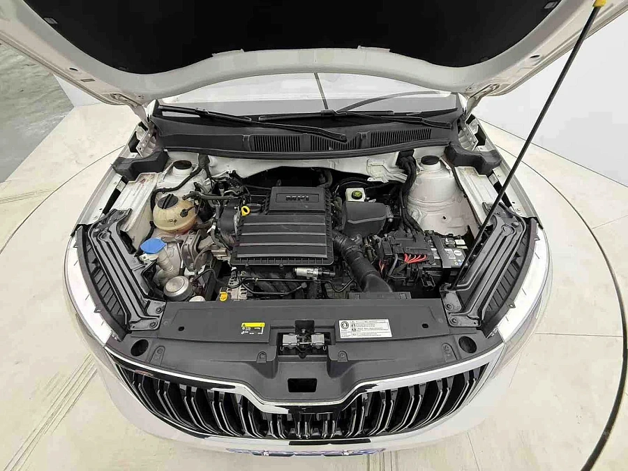 Skoda Kamiq, 2021г., передний привод, робот