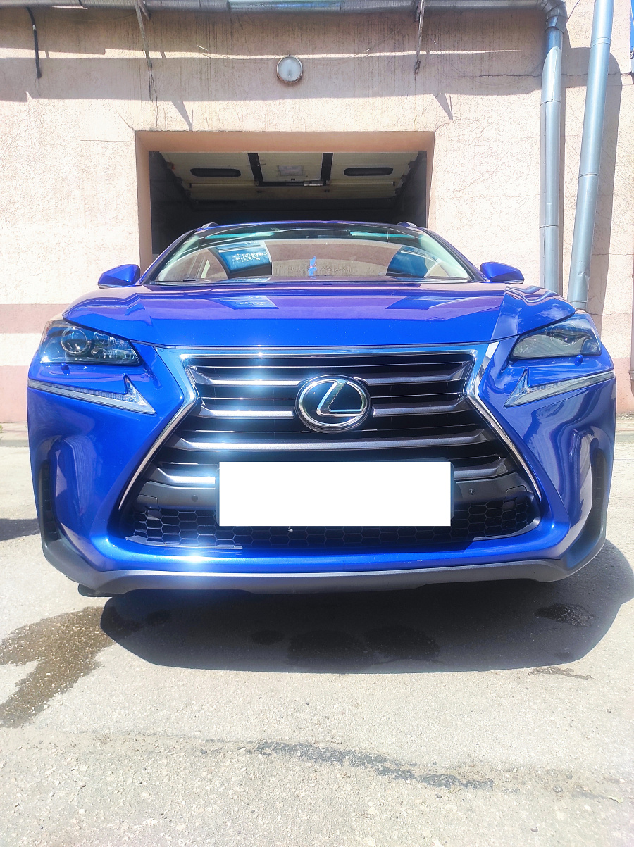 Lexus NX, 2015г., полный привод, автомат
