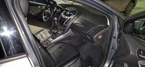 Ford Focus, 2013г, передний привод, механика