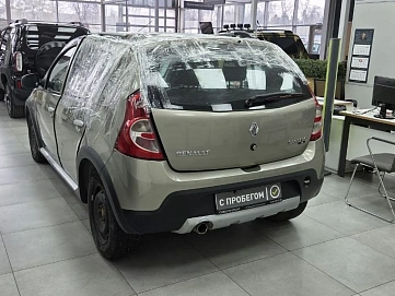 Renault Sandero, 2012г, передний привод, механика