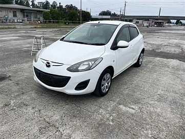 Mazda Demio, 2012г, передний привод, вариатор