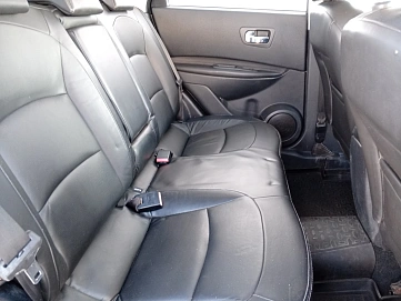 Nissan Qashqai, 2008г, передний привод, механика