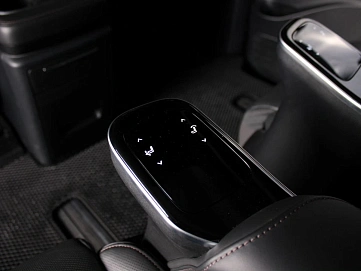 GAC M8, 2023г., передний привод, автомат