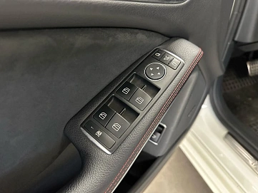 Mercedes-Benz , 2016г., передний привод, автомат