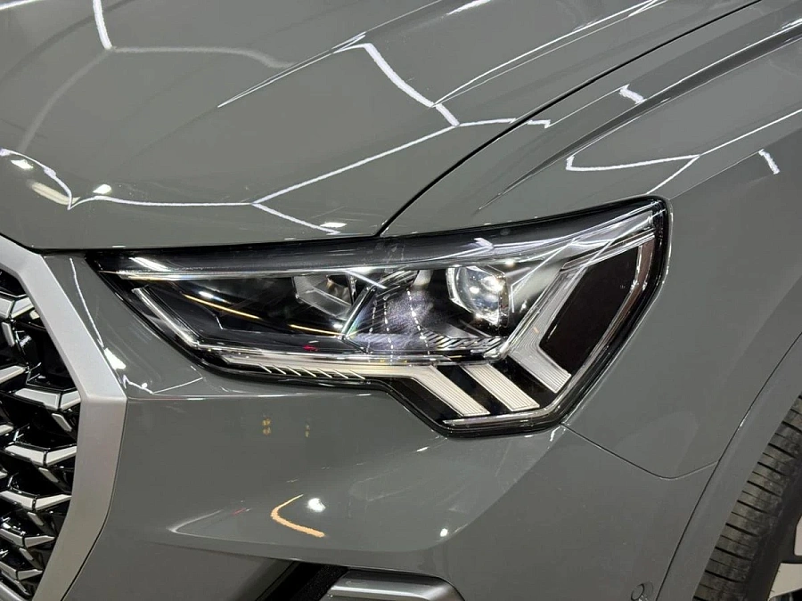 Audi Q3, 2025г., передний привод, робот