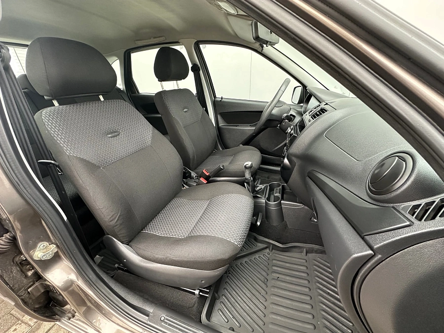 Lada (ВАЗ) Kalina, 2014г., передний привод, механика