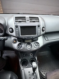 Toyota RAV4, 2012г, полный привод, автомат