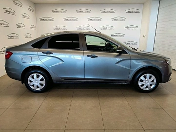 Lada (ВАЗ) Vesta, 2017г, передний привод, механика