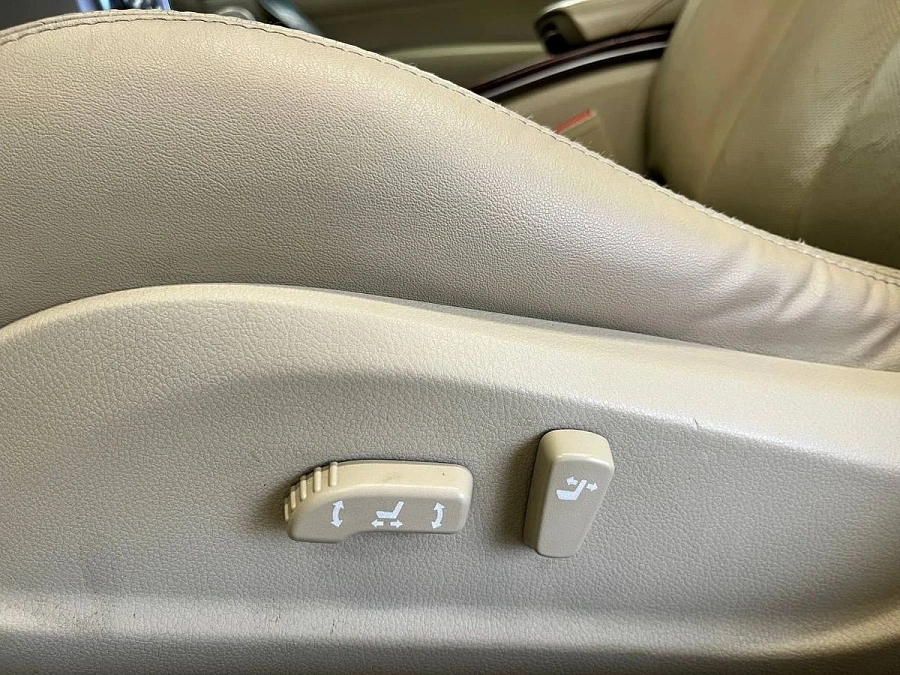 Nissan Teana, 2013г., передний привод, вариатор