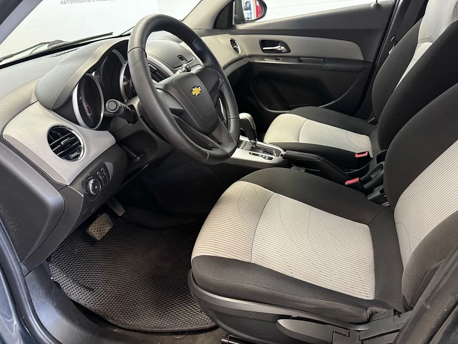 Chevrolet Cruze, 2014г., передний привод, автомат