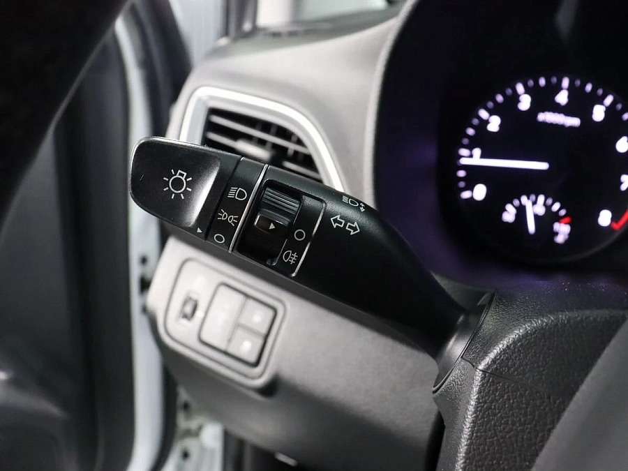 Hyundai Solaris, 2017г., передний привод, автомат