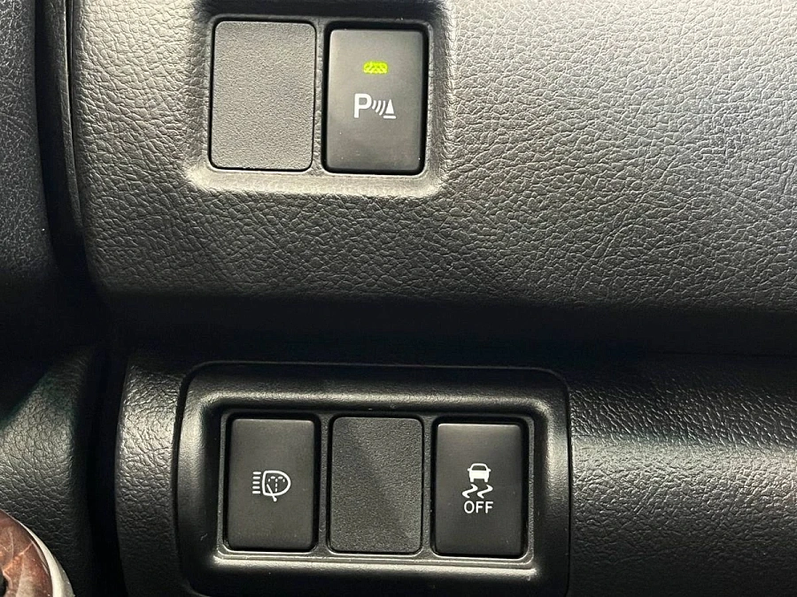 Toyota Camry, 2017г., передний привод, автомат