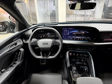 Audi Q5 Sportback, 2025г, полный привод, робот