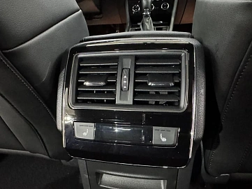 Skoda Superb, 2022г, передний привод, робот