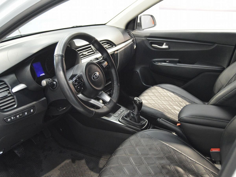 Kia Rio, 2017г., передний привод, механика