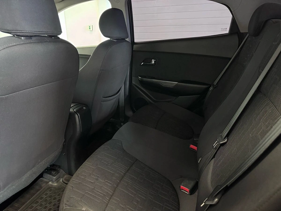 Kia Rio, 2013г., передний привод, механика