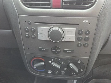 Opel Corsa, 2005г, передний привод, робот