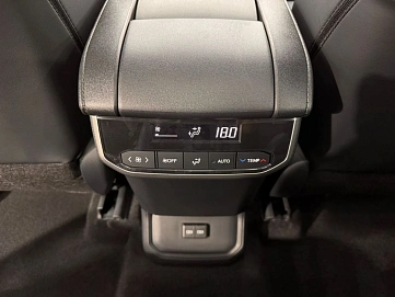 Toyota Highlander, 2025г, полный привод, автомат