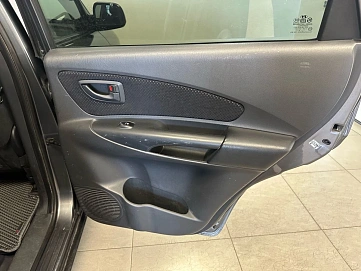 Hyundai Tucson, 2008г, передний привод, механика