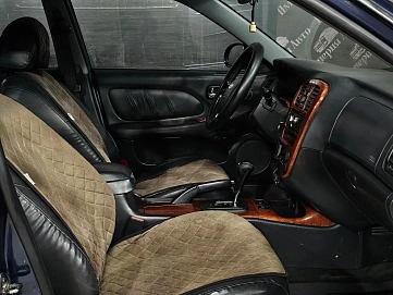 Hyundai Sonata, 2006г, передний привод, автомат