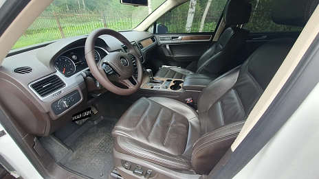 Volkswagen Touareg, 2013г, полный привод, автомат