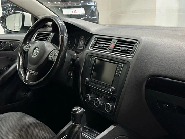 Volkswagen Jetta, 2014г, передний привод, механика