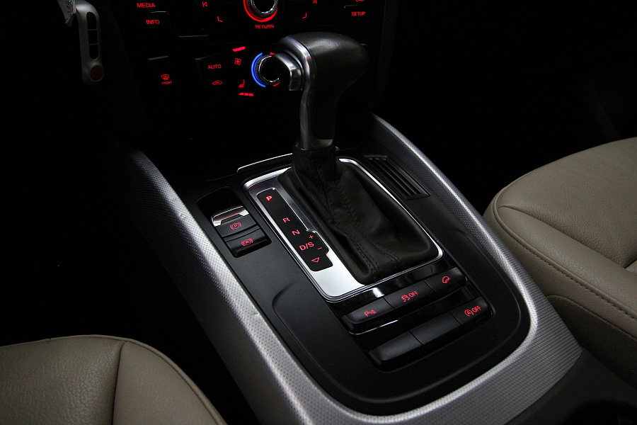 Audi Q5, 2016г., полный привод, автомат