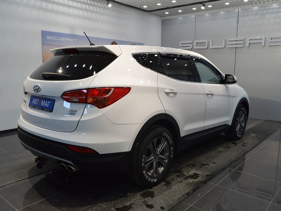 Hyundai Santa Fe, 2015г., полный привод, автомат