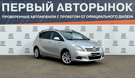 Toyota Verso, 2011г, передний привод, автомат