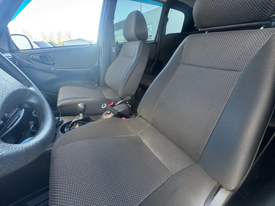 Chevrolet Niva, 2007г., полный привод, механика