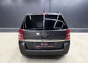 Opel Zafira, 2010г., передний привод, механика