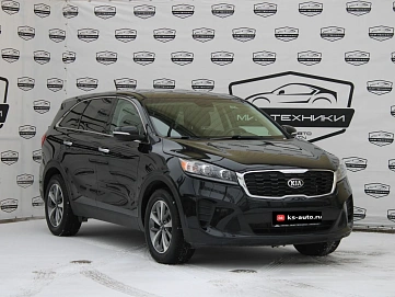 Kia Sorento, 2020г, передний привод, автомат